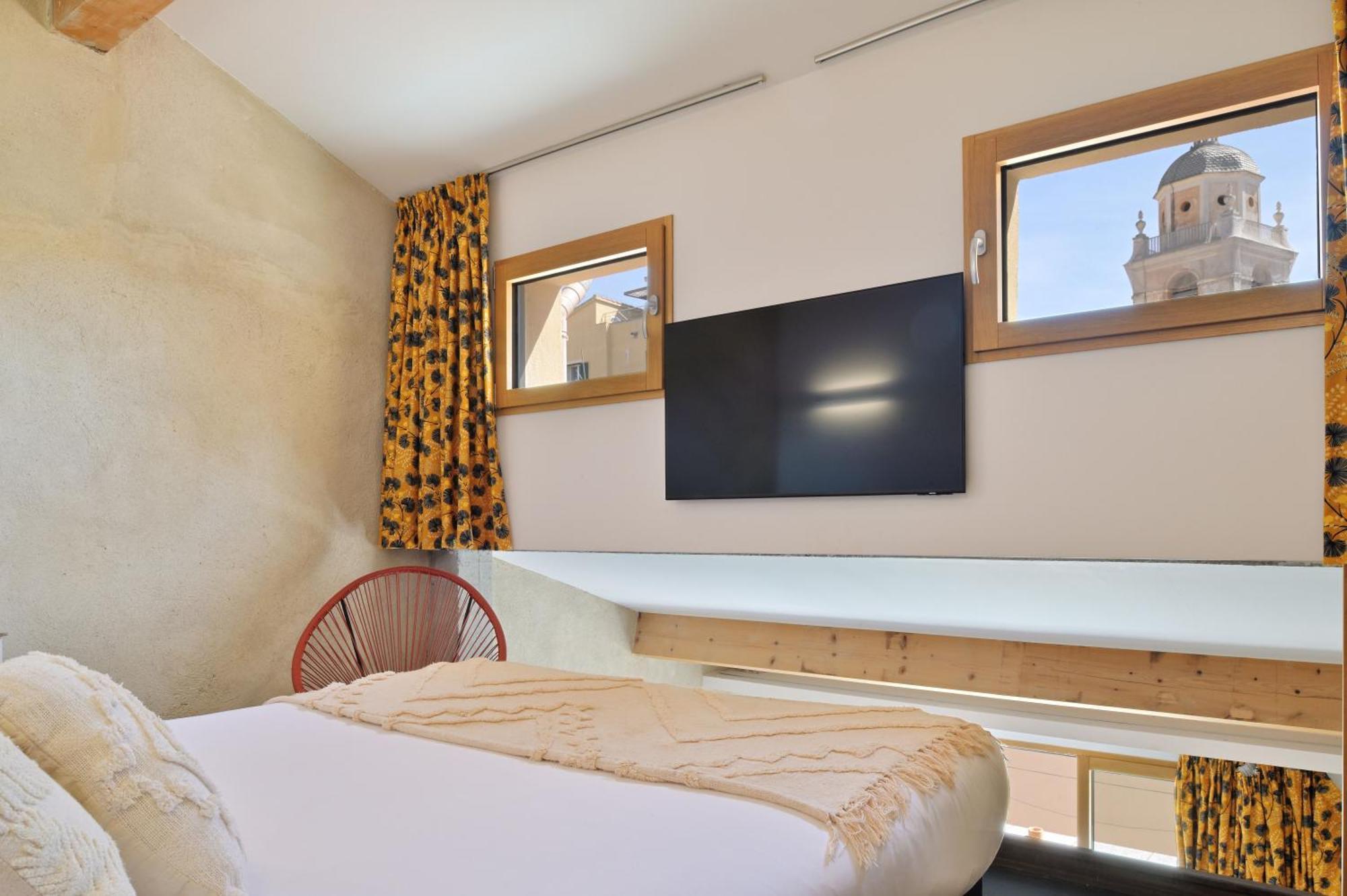 Mademoiselle Josephine Aparthotel